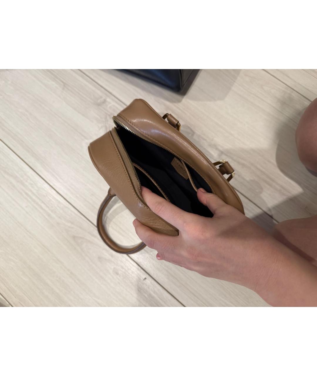 LANCEL Бежевая кожаная сумка с короткими ручками, фото 4