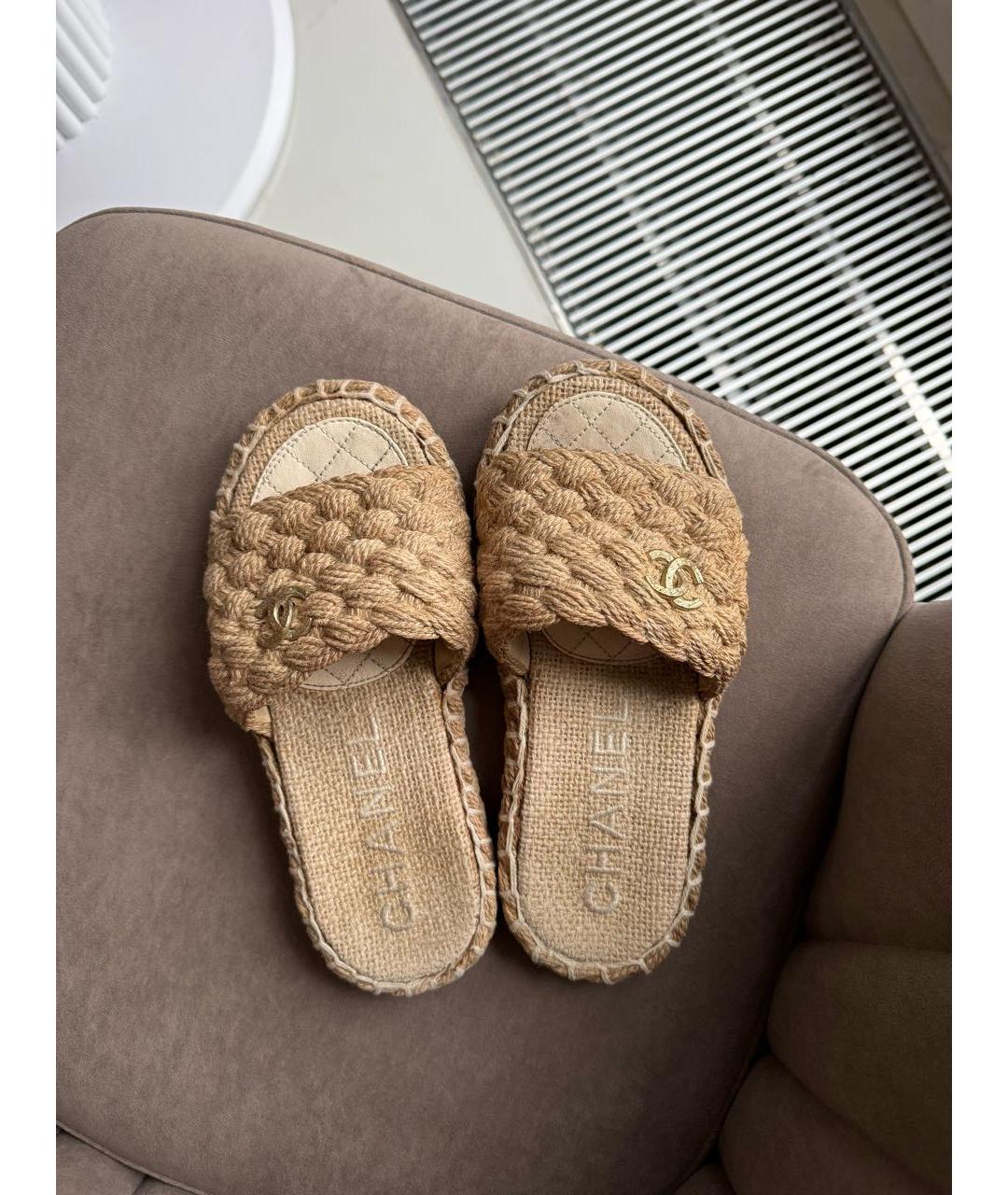 CHANEL Бежевые шлепанцы, фото 3