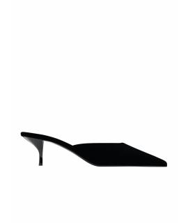 NEOUS Лодочки на низком каблуке