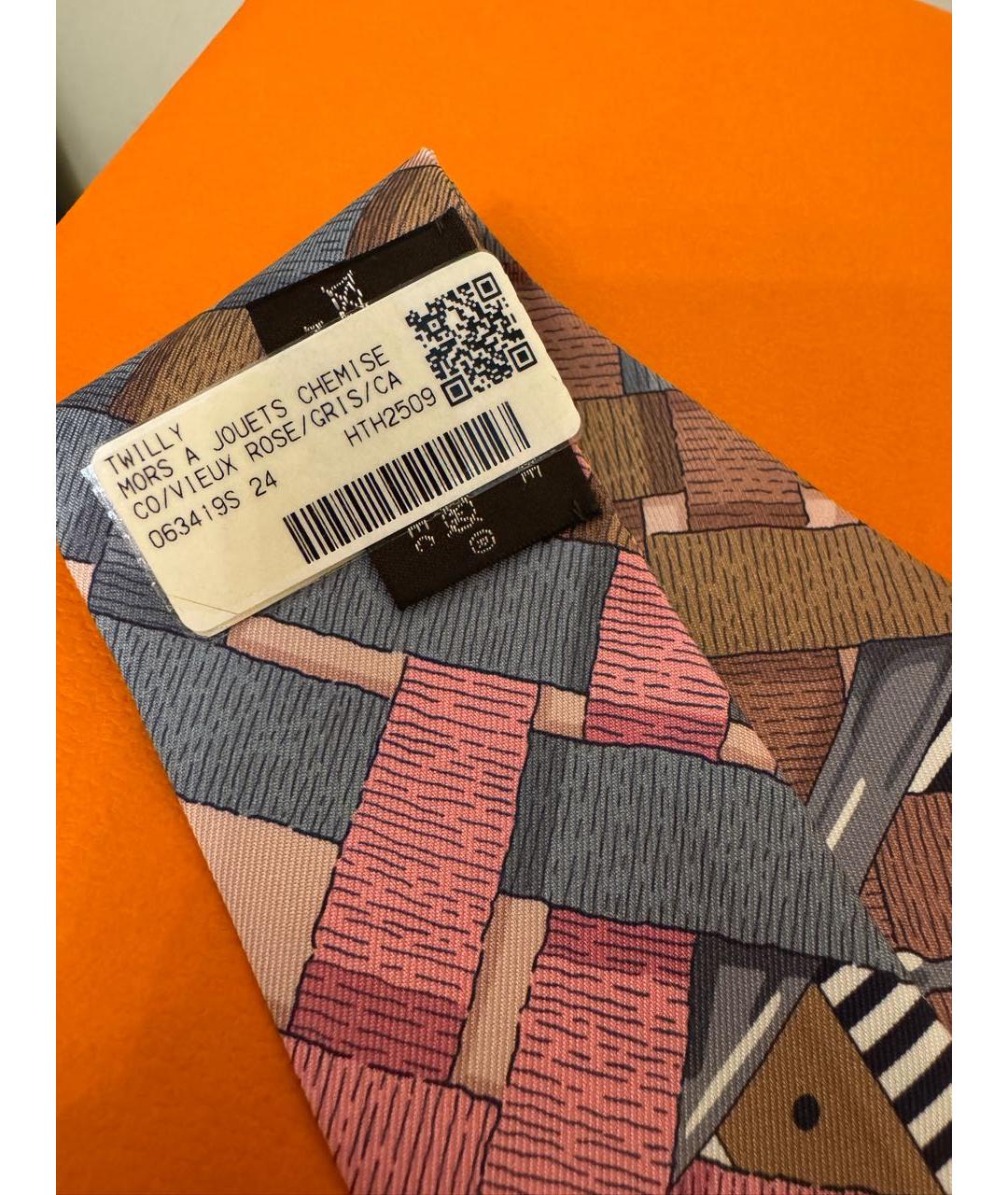 HERMES Коралловый шелковый платок, фото 2