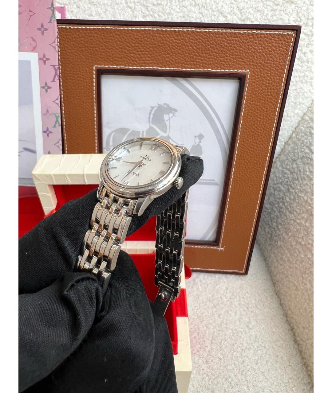 OMEGA Белые стальные часы, фото 2