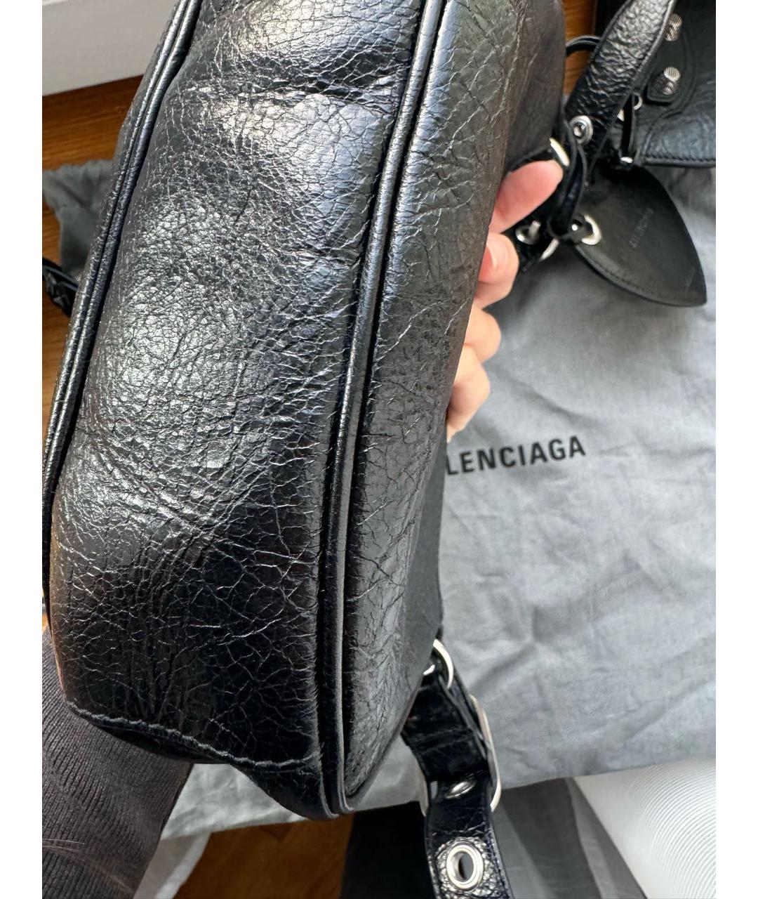 BALENCIAGA Черная кожаная сумка через плечо, фото 6