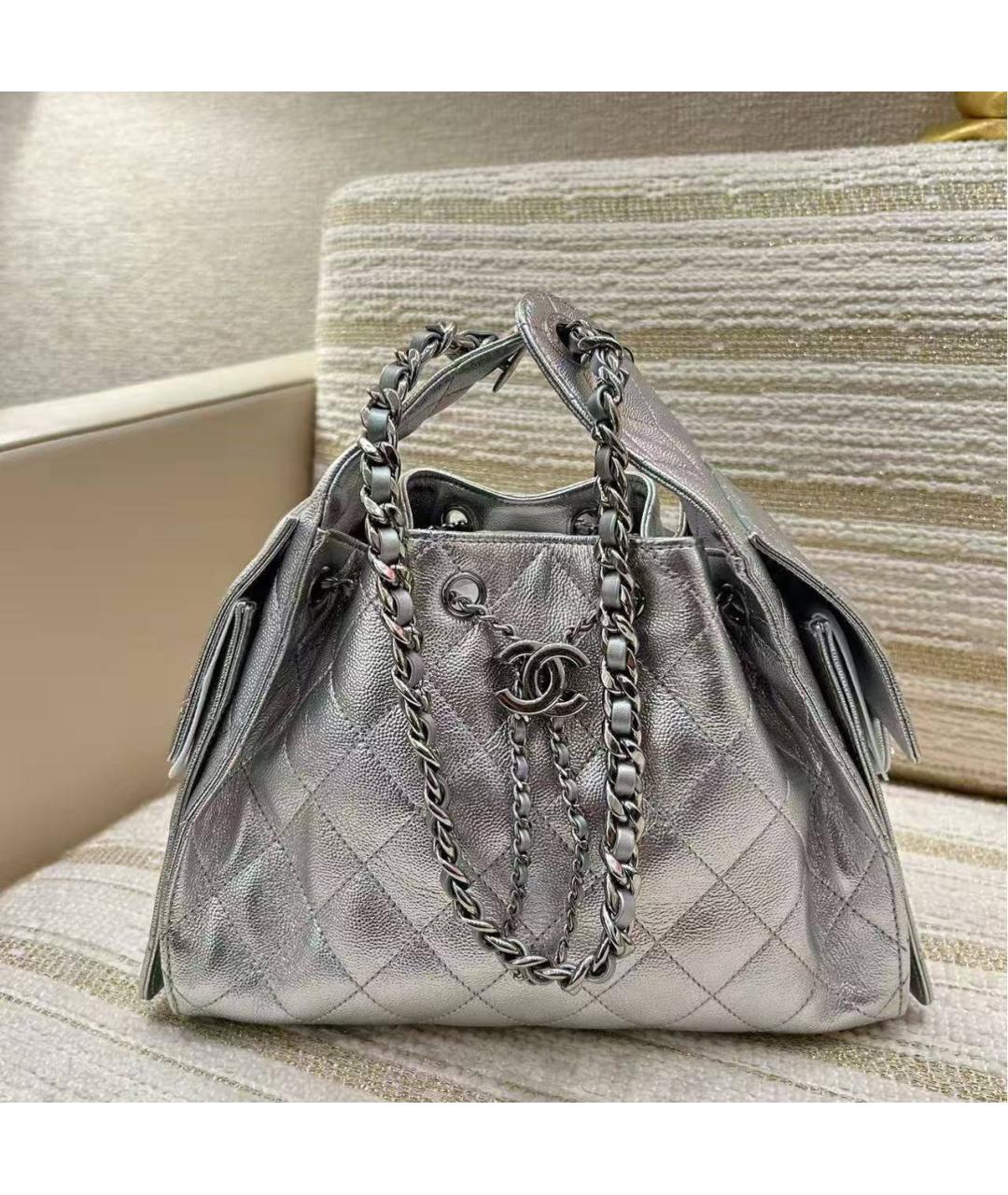 CHANEL Серебряная кожаная сумка через плечо, фото 3