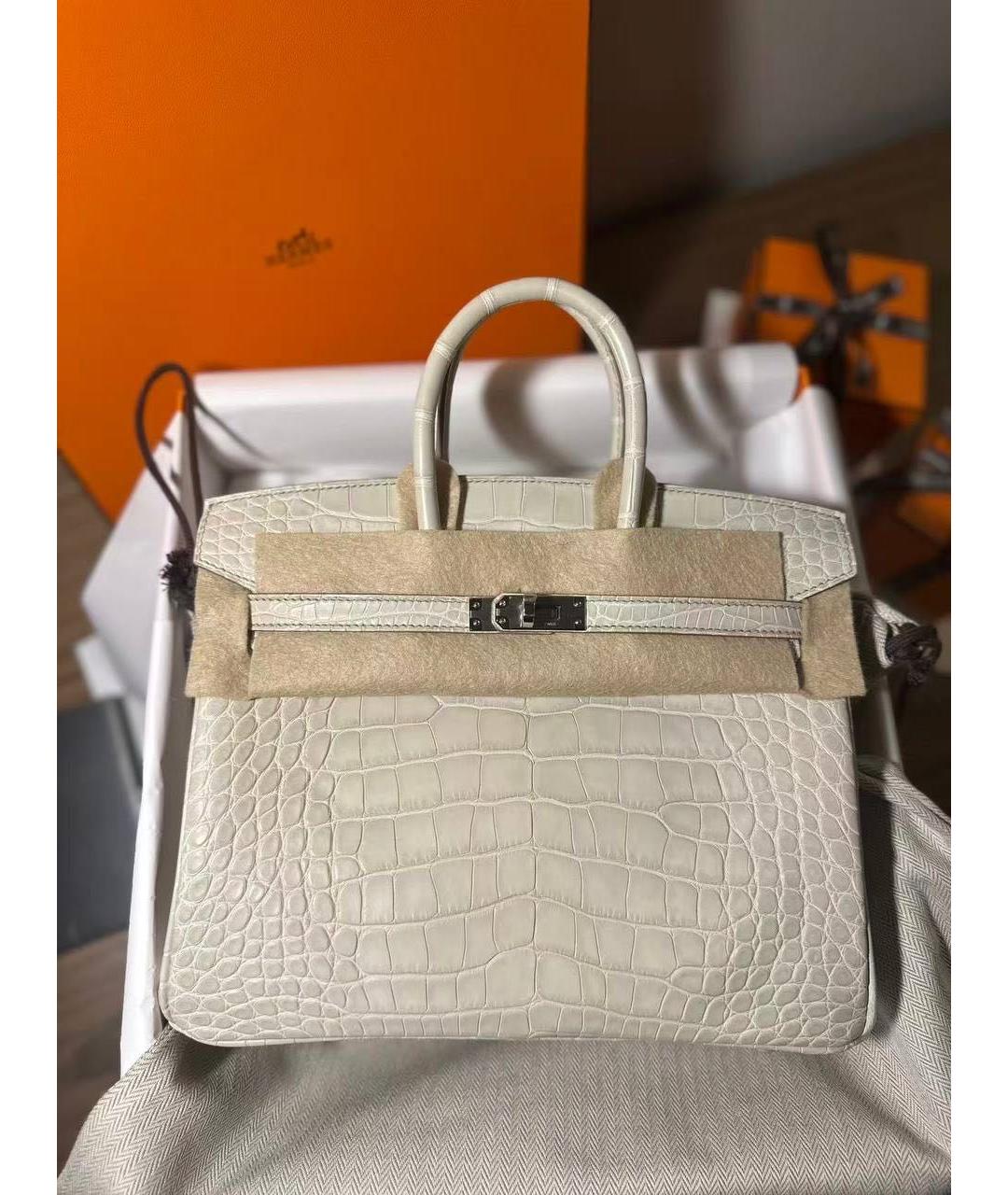 HERMES Белая сумка с короткими ручками из экзотической кожи, фото 2