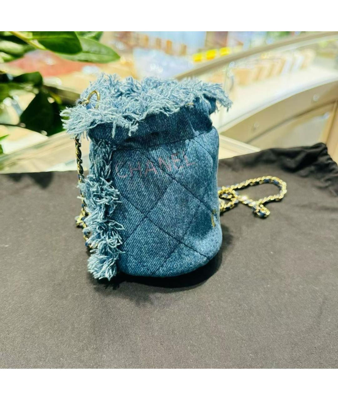 CHANEL Голубая деним сумка через плечо, фото 5