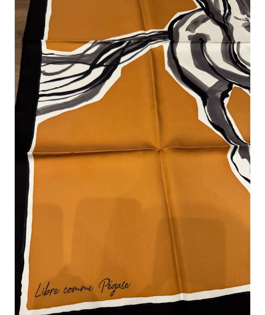 HERMES Коричневый шелковый платок, фото 4