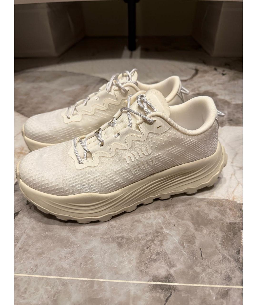 MIU MIU Белые текстильные кроссовки, фото 4