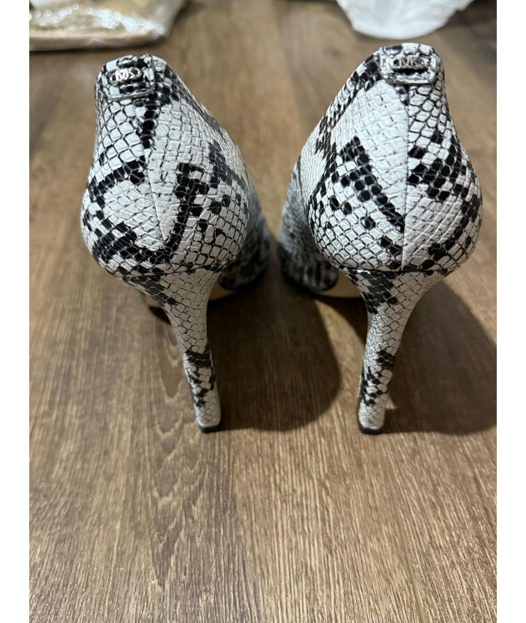 MICHAEL MICHAEL KORS Бежевые кожаные туфли, фото 4