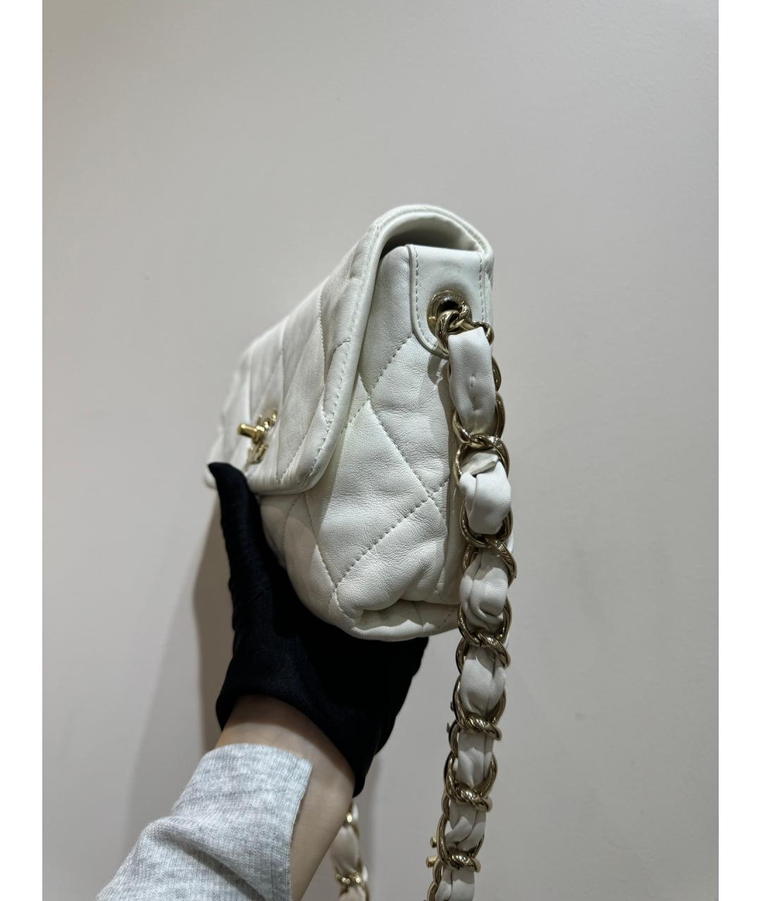 CHANEL Белая кожаная сумка через плечо, фото 5