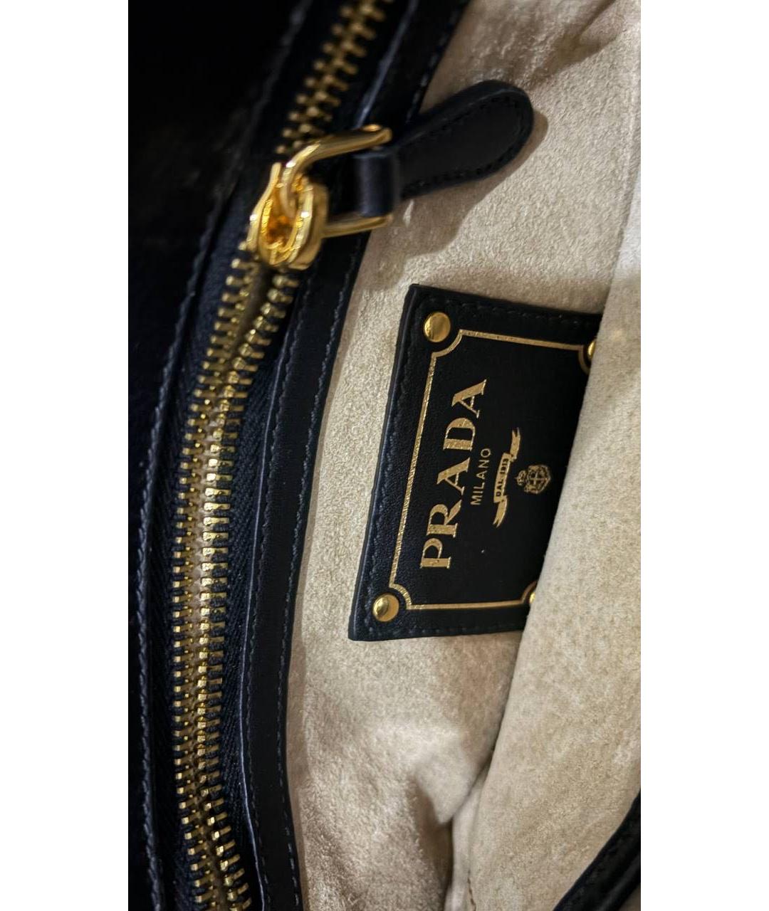 PRADA Черная кожаная сумка с короткими ручками, фото 4