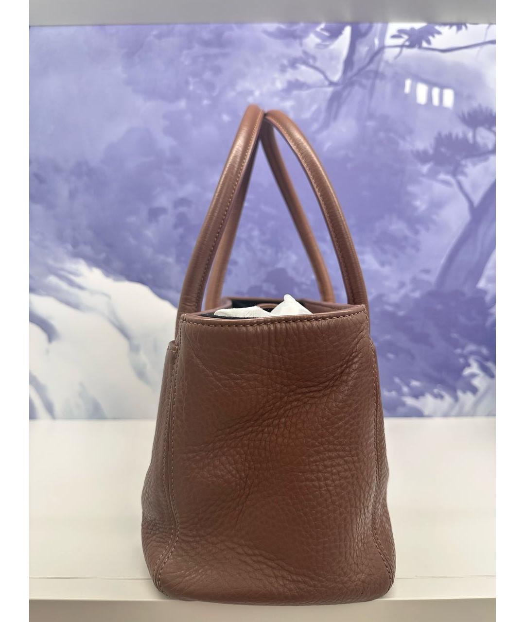 CHANEL Коричневая кожаная сумка с короткими ручками, фото 6