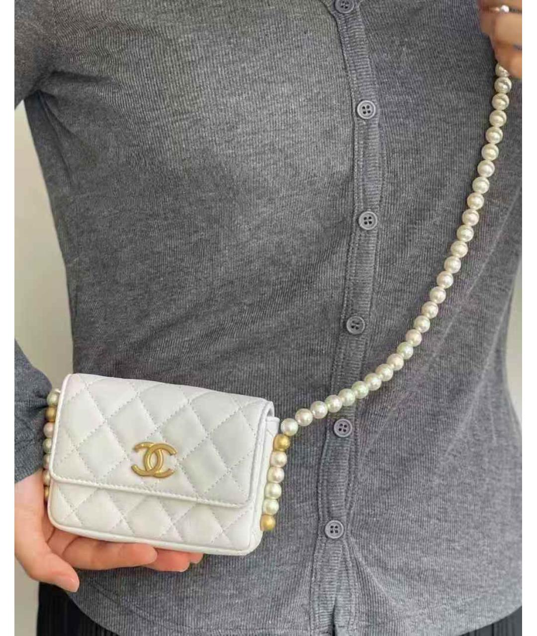 CHANEL Белая кожаная сумка через плечо, фото 3