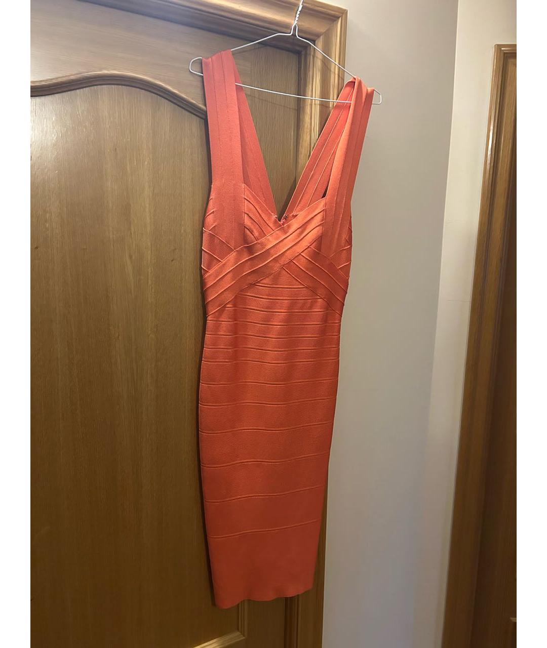 HERVE LEGER Коралловое синтетическое коктейльное платье, фото 6