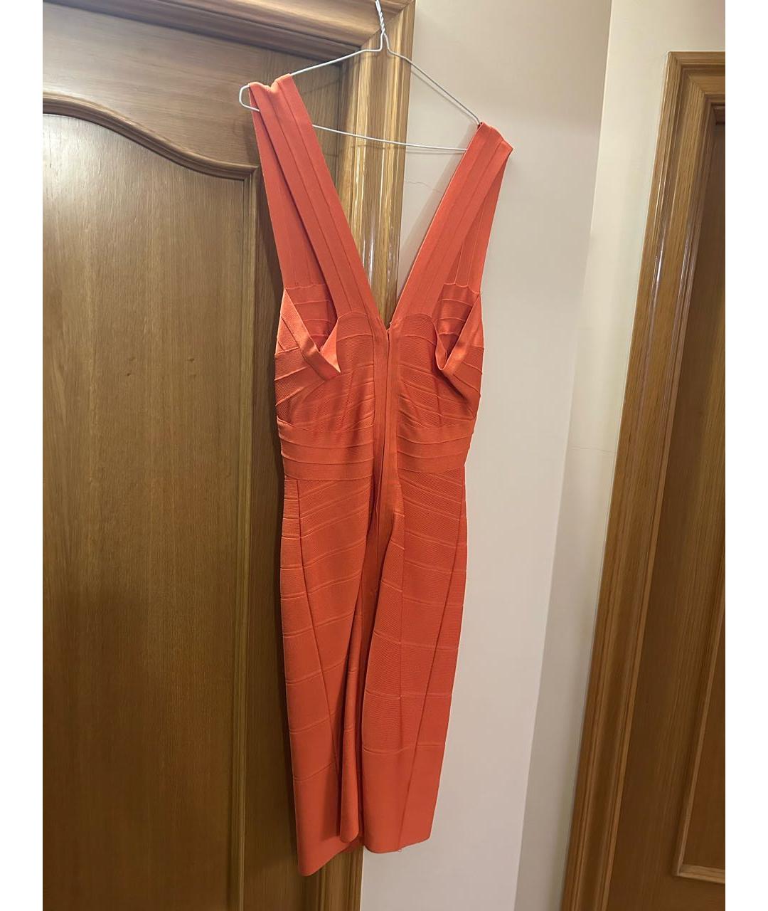 HERVE LEGER Коралловое синтетическое коктейльное платье, фото 2