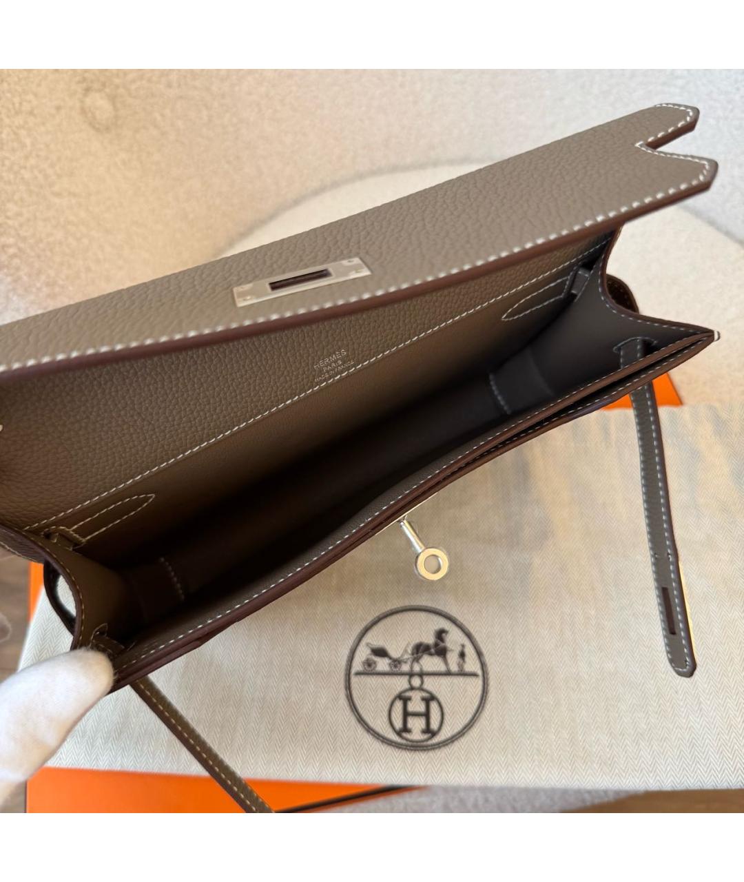 HERMES Коричневая кожаная барсетка, фото 8