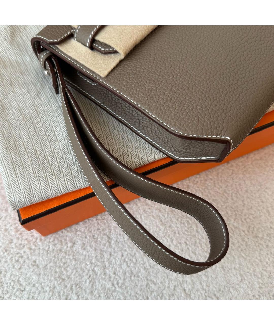 HERMES Коричневая кожаная барсетка, фото 5