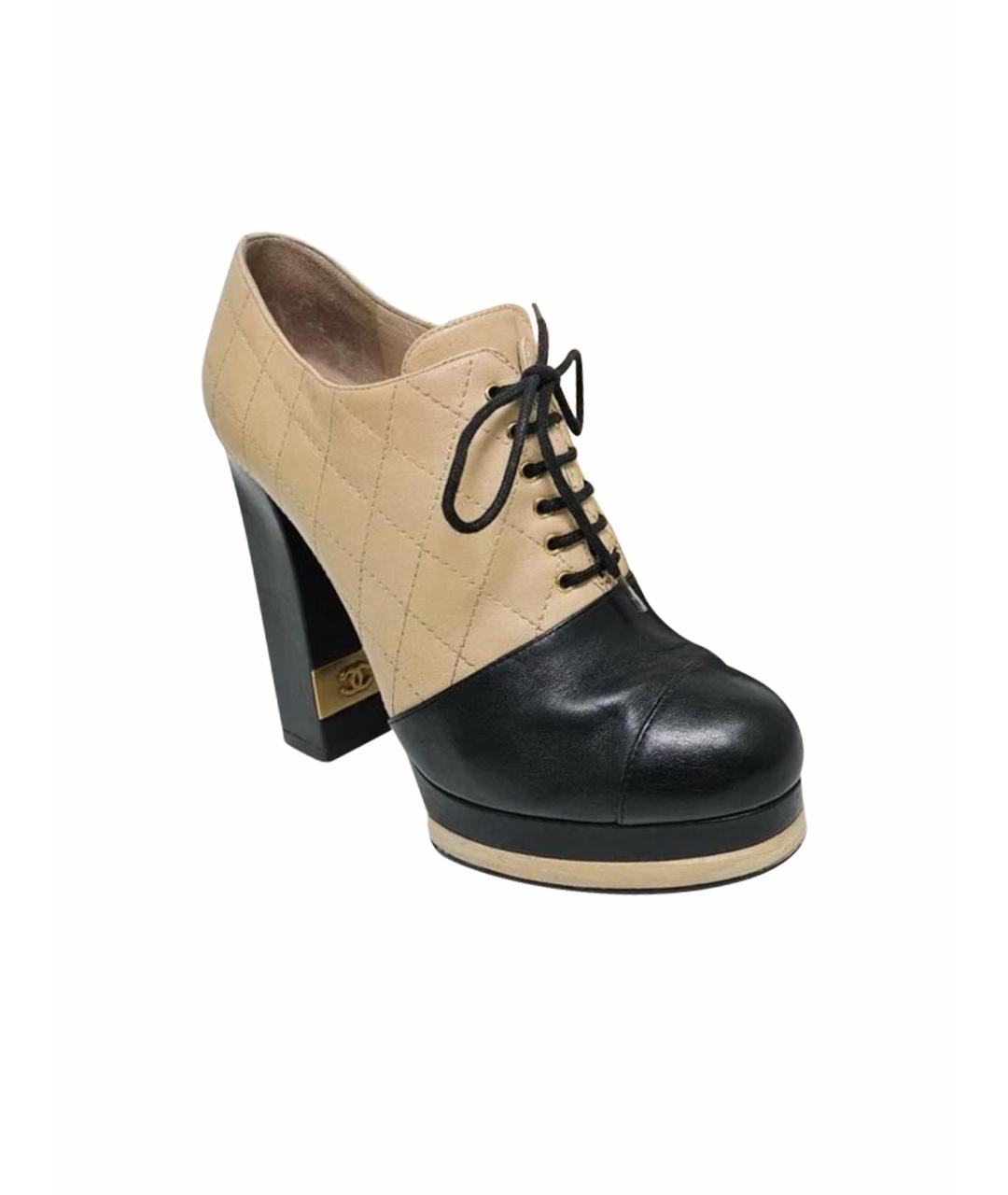 CHANEL Бежевые кожаные ботильоны, фото 1