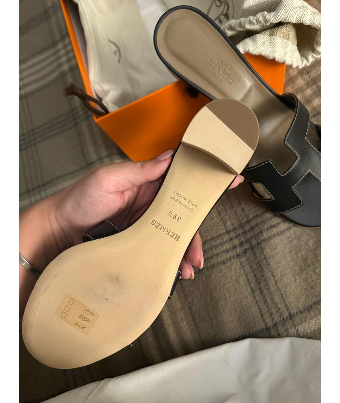 HERMES Черные кожаные мюли, фото 5