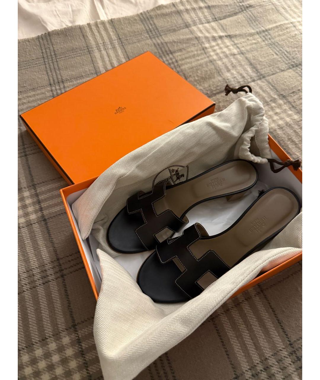 HERMES Черные кожаные мюли, фото 3