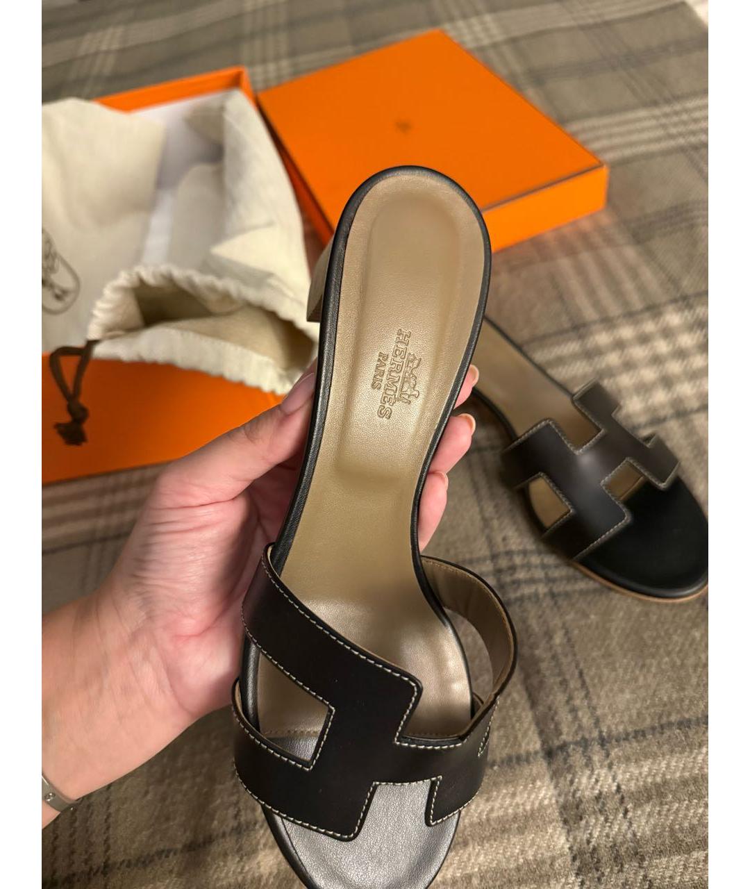 HERMES Черные кожаные мюли, фото 7