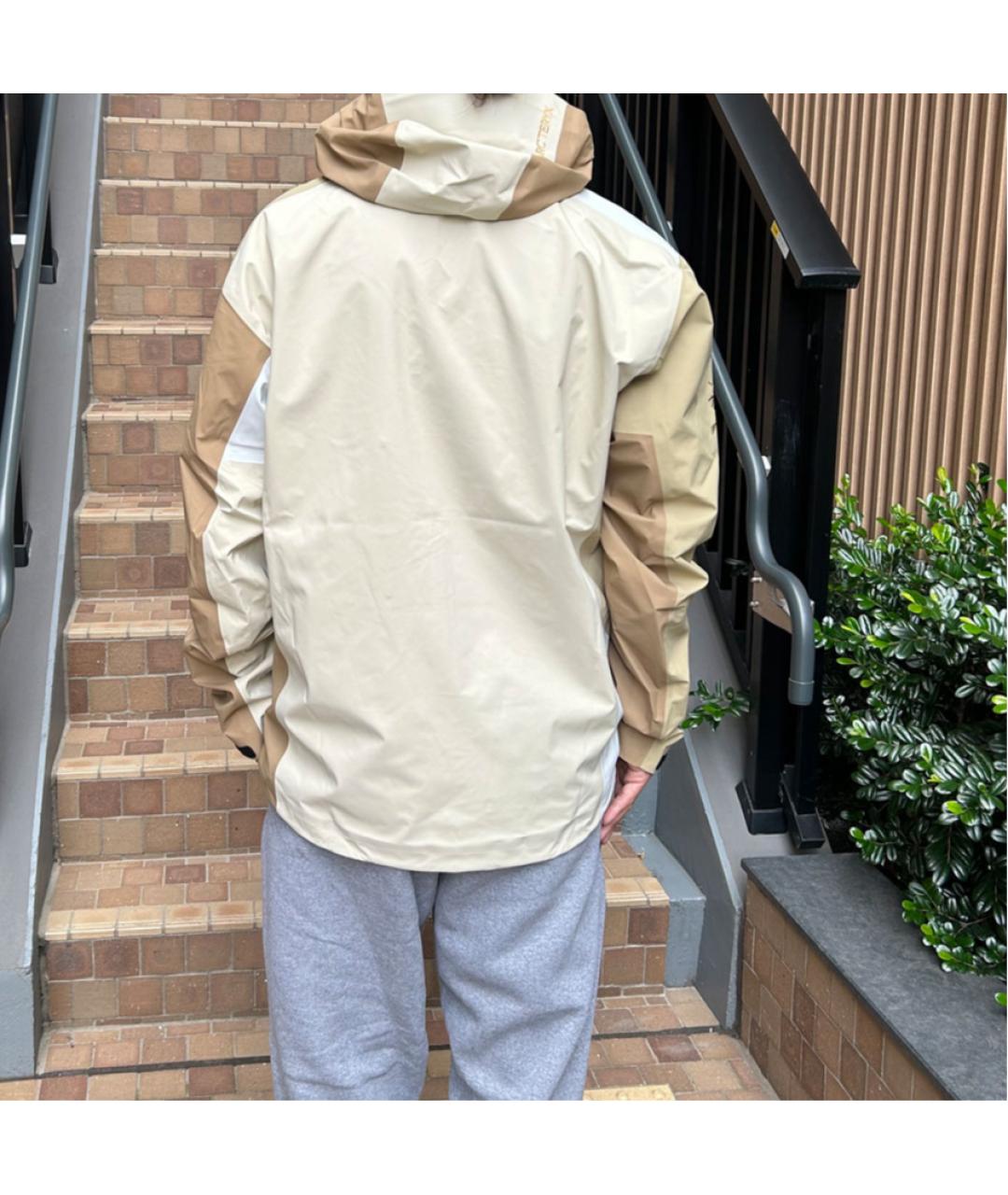 ARCTERYX Бежевая синтетическая спортивная куртка, фото 4