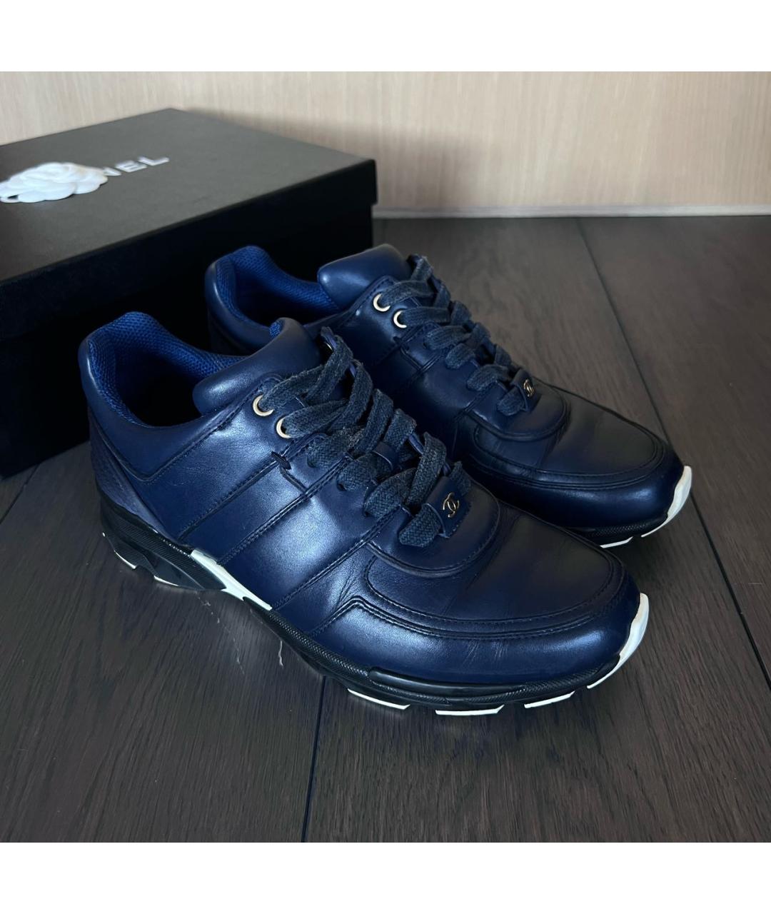 CHANEL Темно-синие кожаные кроссовки, фото 5
