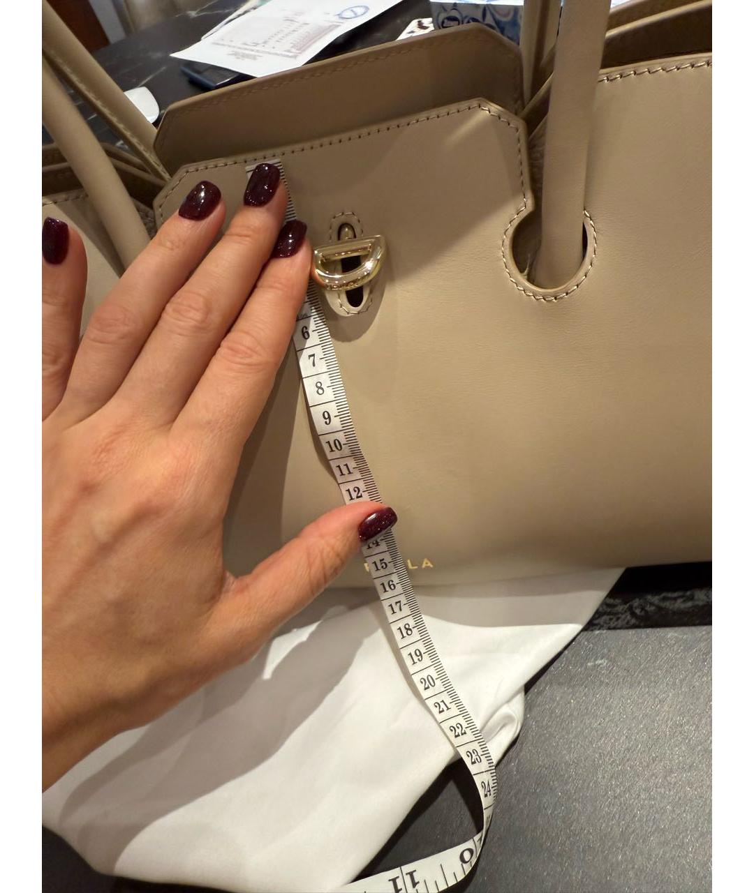 FURLA Бежевая кожаная сумка с короткими ручками, фото 4