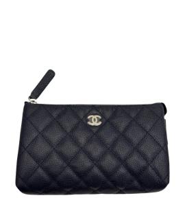 CHANEL Косметичка