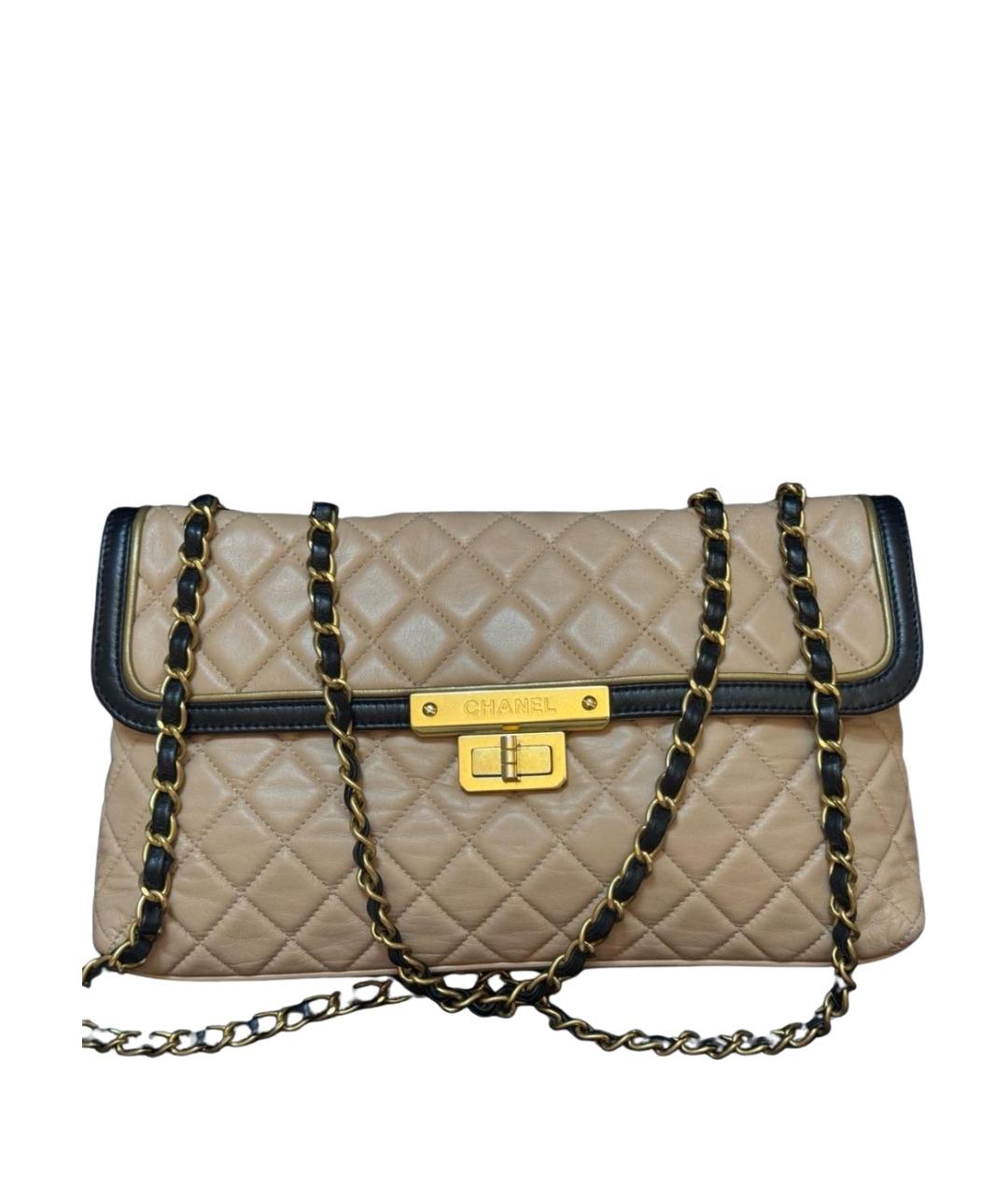 CHANEL Бежевая кожаная сумка через плечо, фото 2