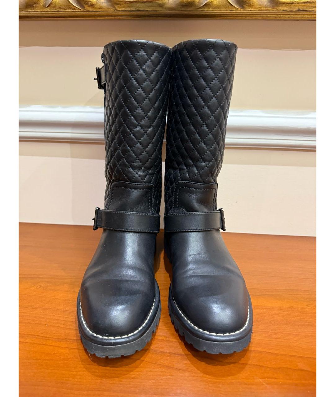 CHANEL Черные кожаные сапоги, фото 3
