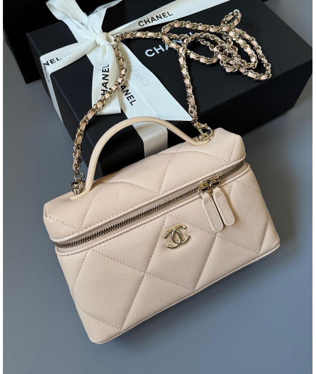 CHANEL Бежевая кожаная сумка через плечо, фото 3