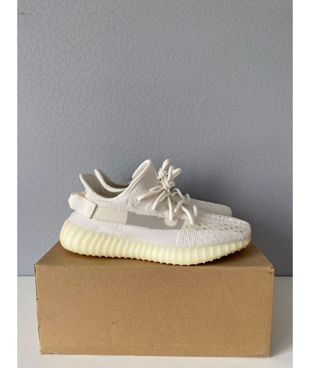 ADIDAS YEEZY Белые текстильные низкие кроссовки / кеды, фото 4