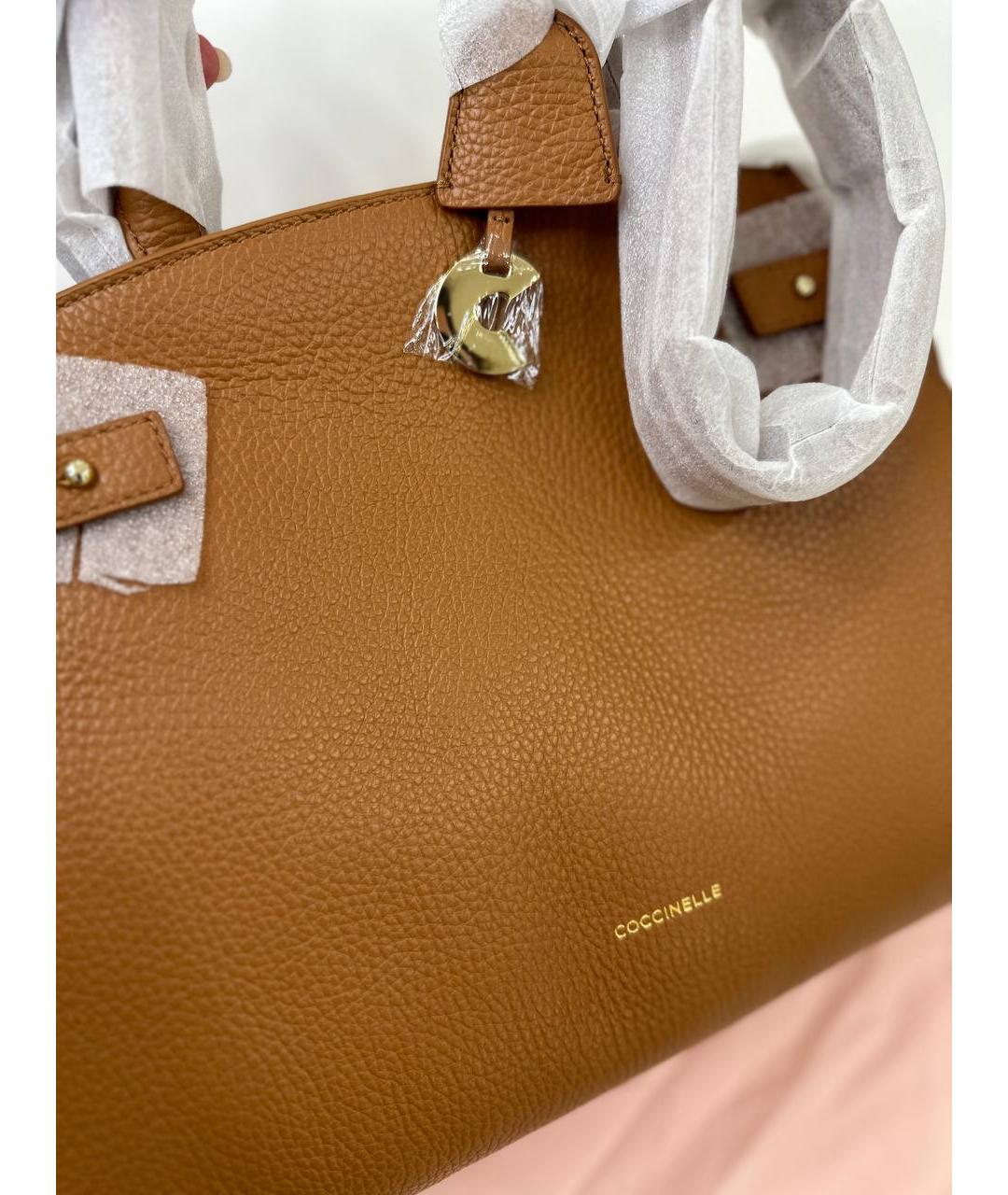 COCCINELLE Коричневая кожаная сумка с короткими ручками, фото 5