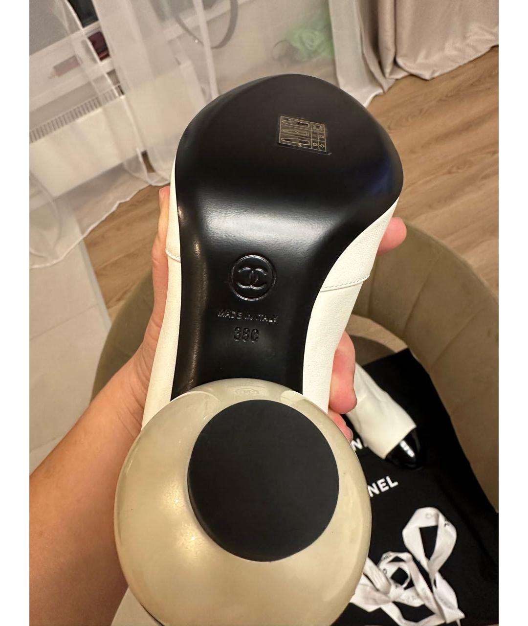 CHANEL Белые кожаные ботильоны, фото 7