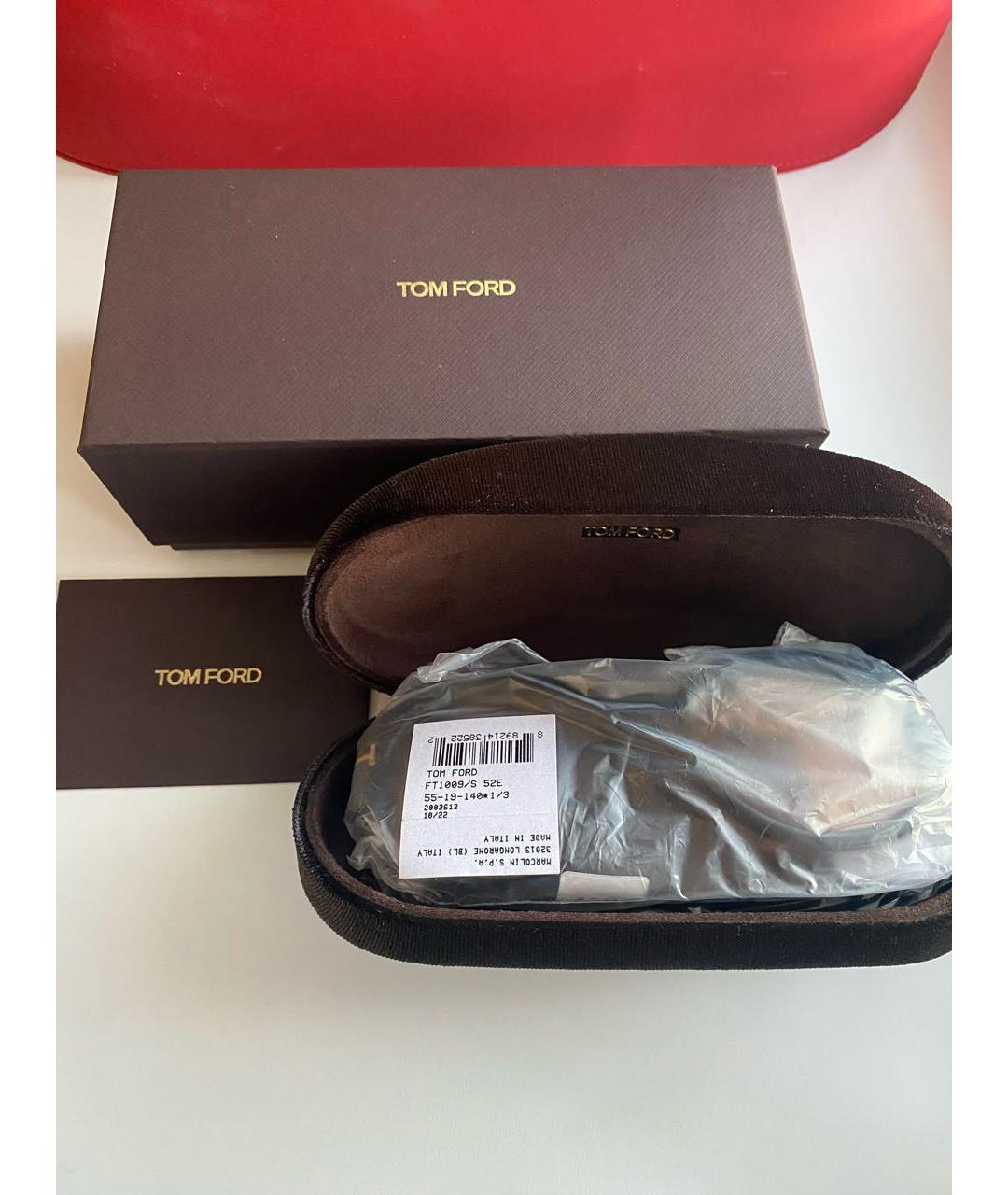 TOM FORD Черные пластиковые солнцезащитные очки, фото 4