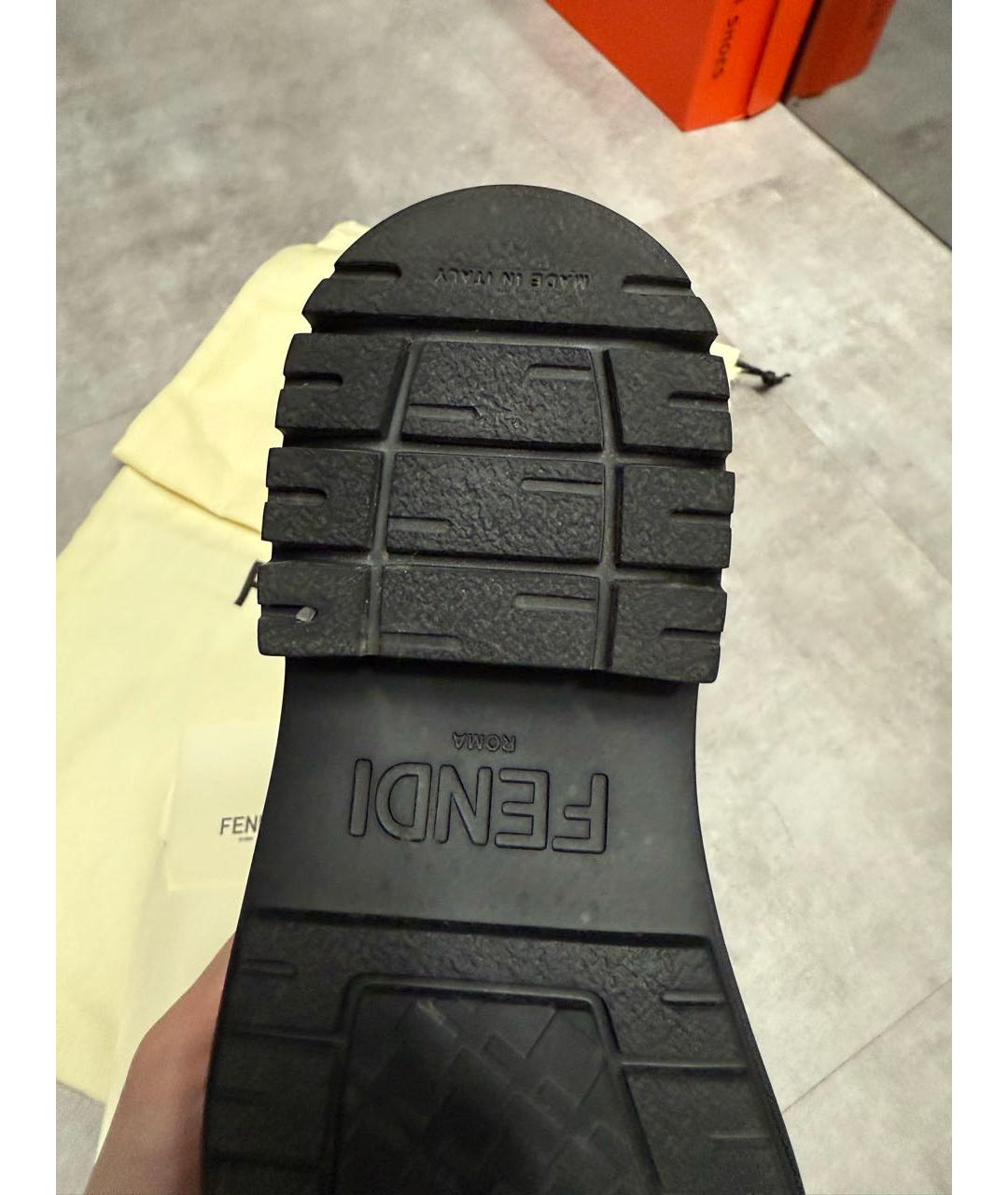 FENDI Бежевые ботинки, фото 3