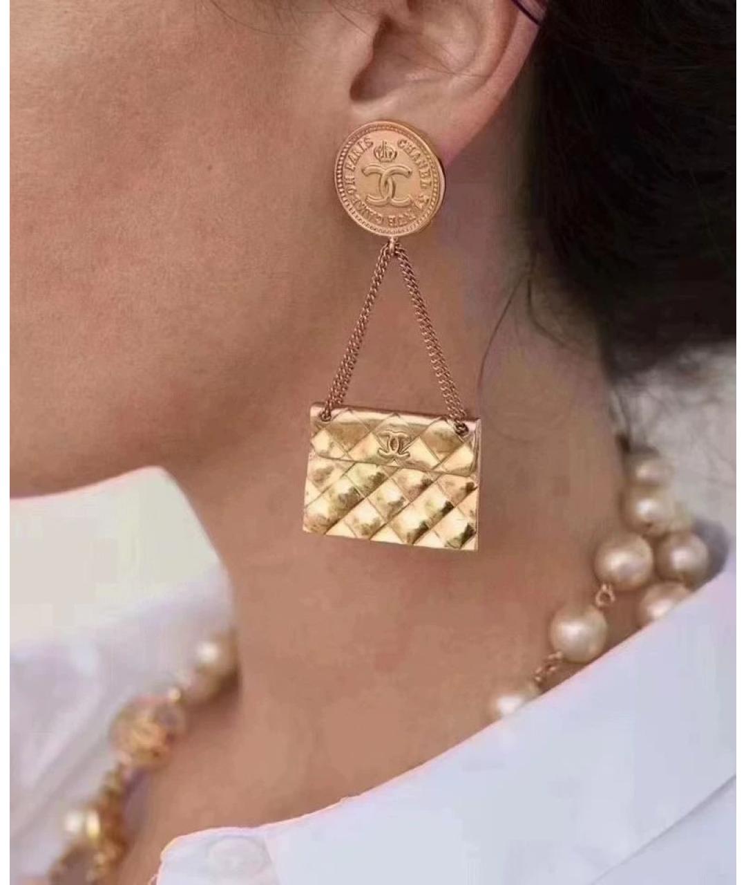 CHANEL Золотые клипсы, фото 4