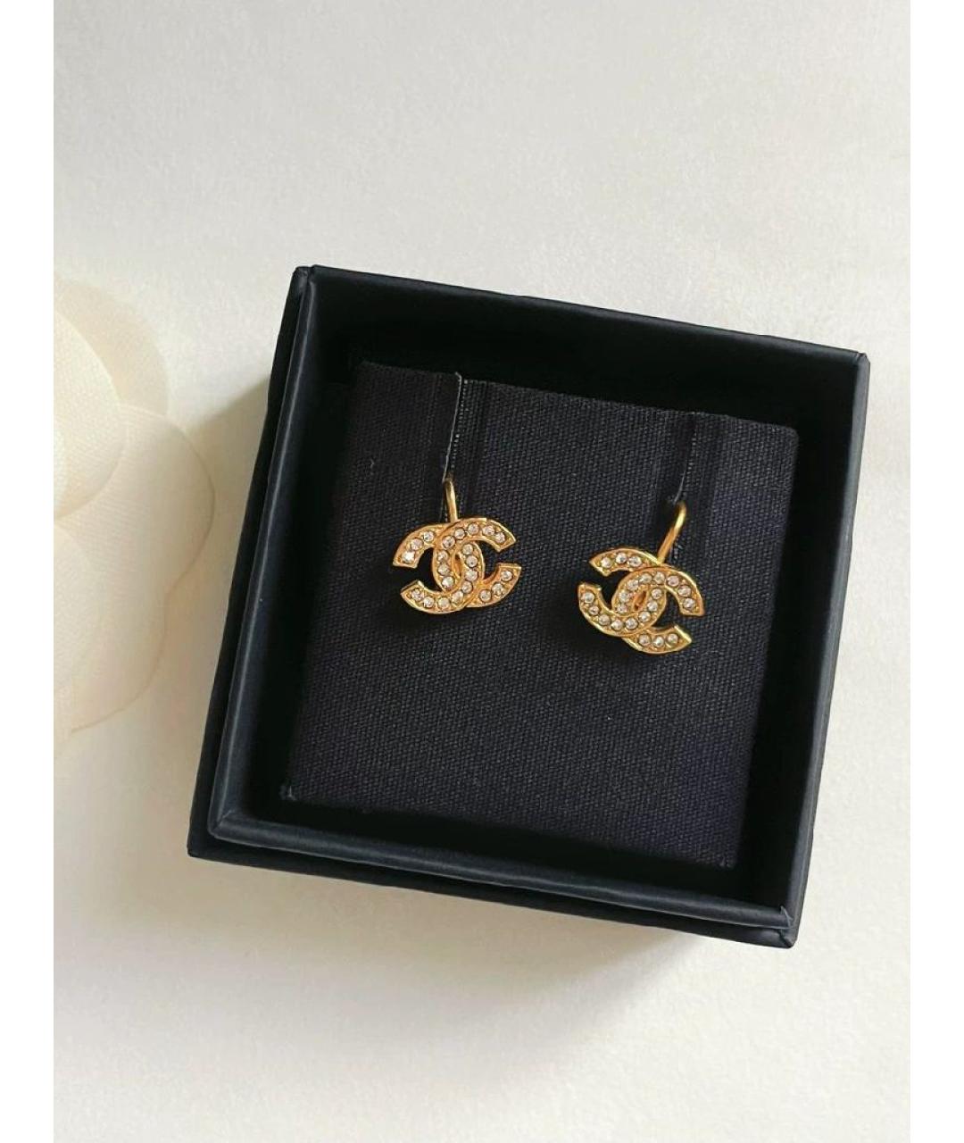 CHANEL Золотые клипсы, фото 2