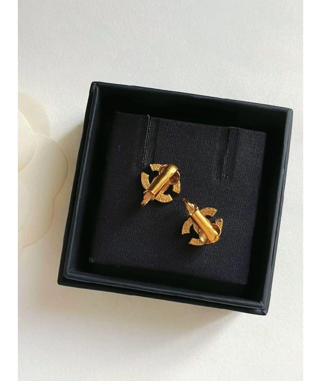 CHANEL Золотые клипсы, фото 3