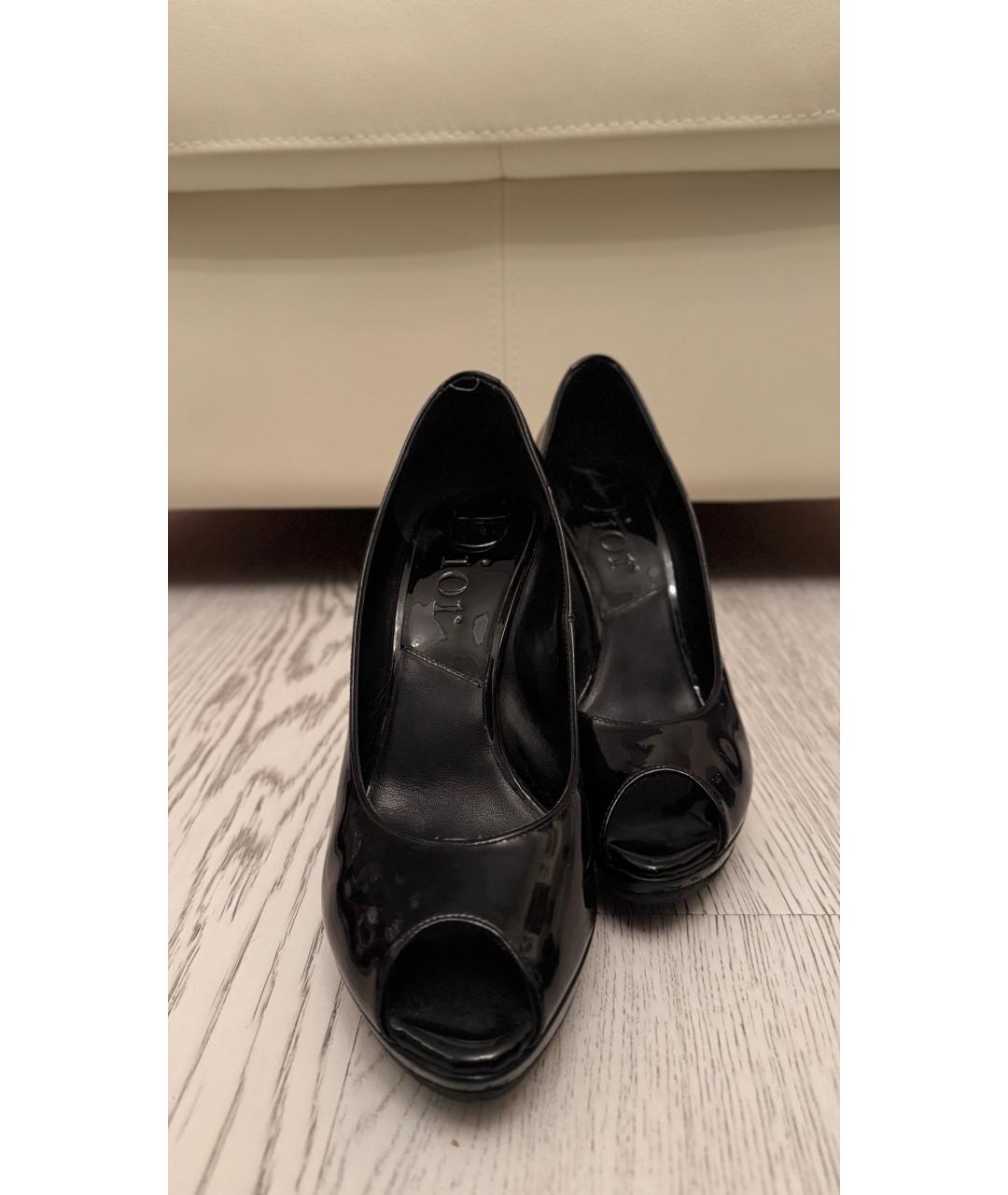 CHRISTIAN DIOR Черные туфли из лакированной кожи, фото 2