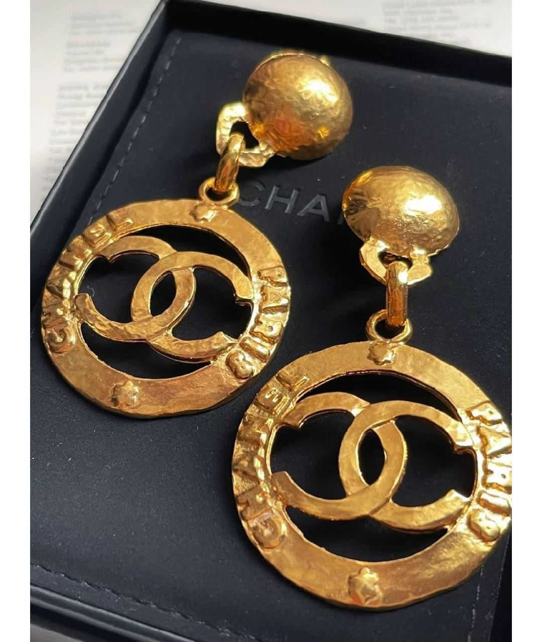 CHANEL Золотые клипсы, фото 5