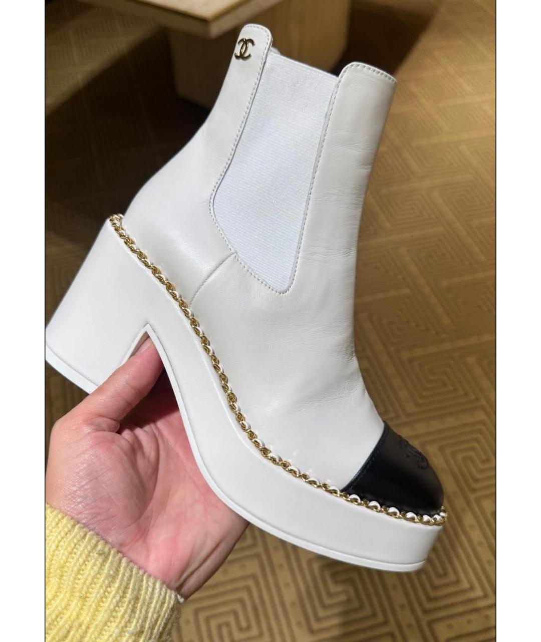 CHANEL Белые кожаные ботинки, фото 3
