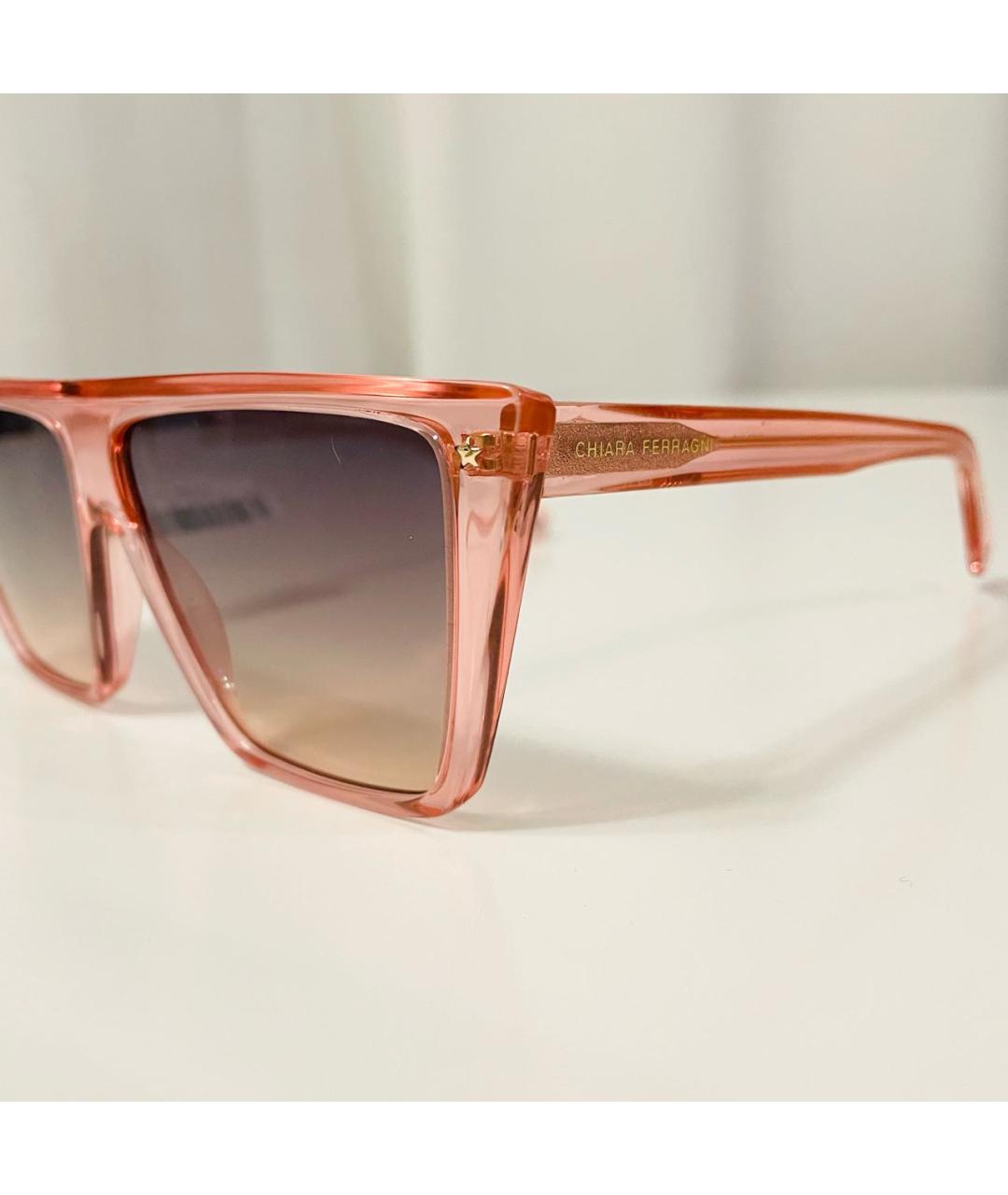 CHIARA FERRAGNI Розовые пластиковые солнцезащитные очки, фото 5