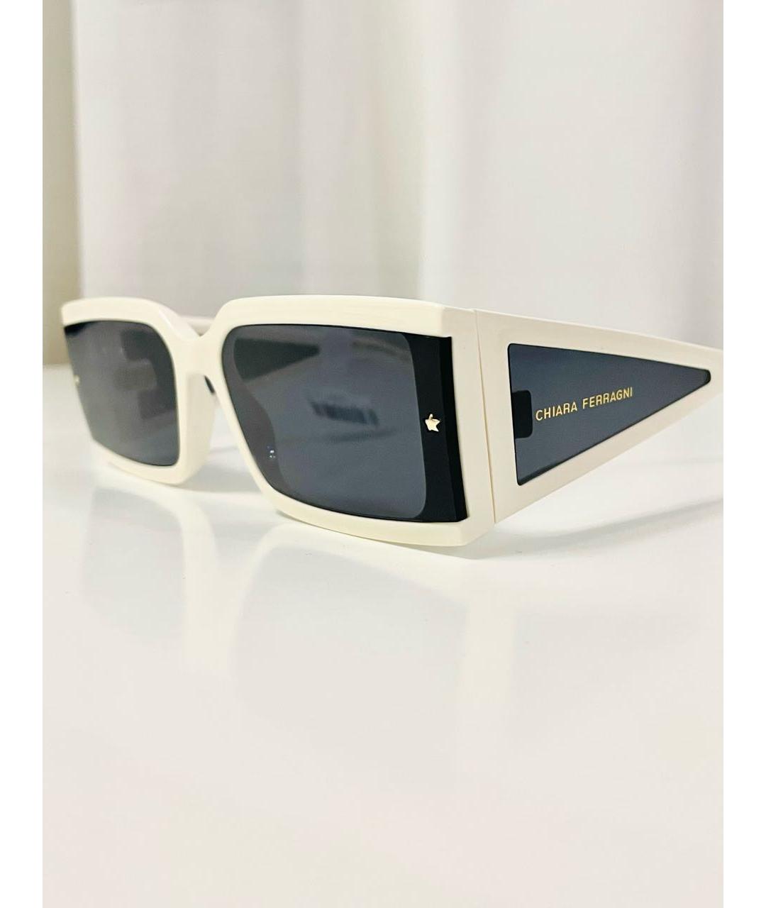CHIARA FERRAGNI Белые пластиковые солнцезащитные очки, фото 2