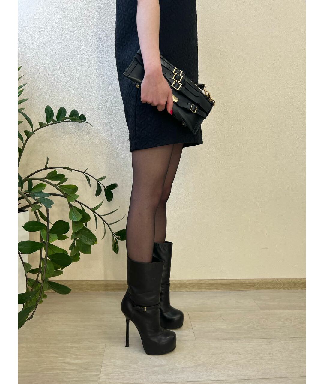 YVES SAINT LAURENT VINTAGE Черные кожаные сапоги, фото 6
