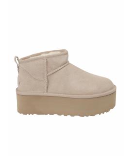UGG AUSTRALIA Ботинки