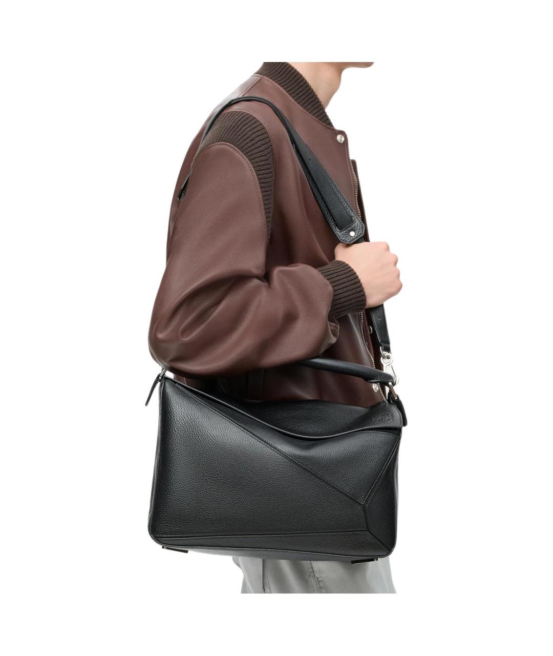 LOEWE Черная кожаная сумка на плечо, фото 6