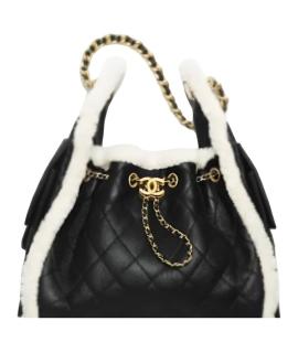 CHANEL Сумка через плечо