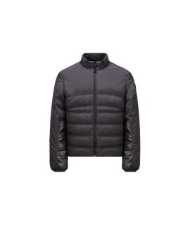 MONCLER Пуховик