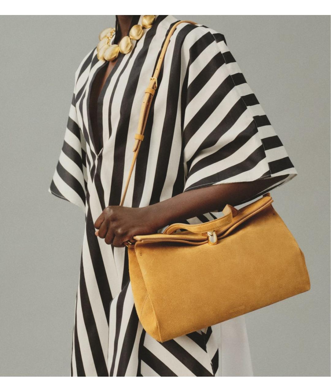 JACQUEMUS Бежевая замшевая сумка тоут, фото 3